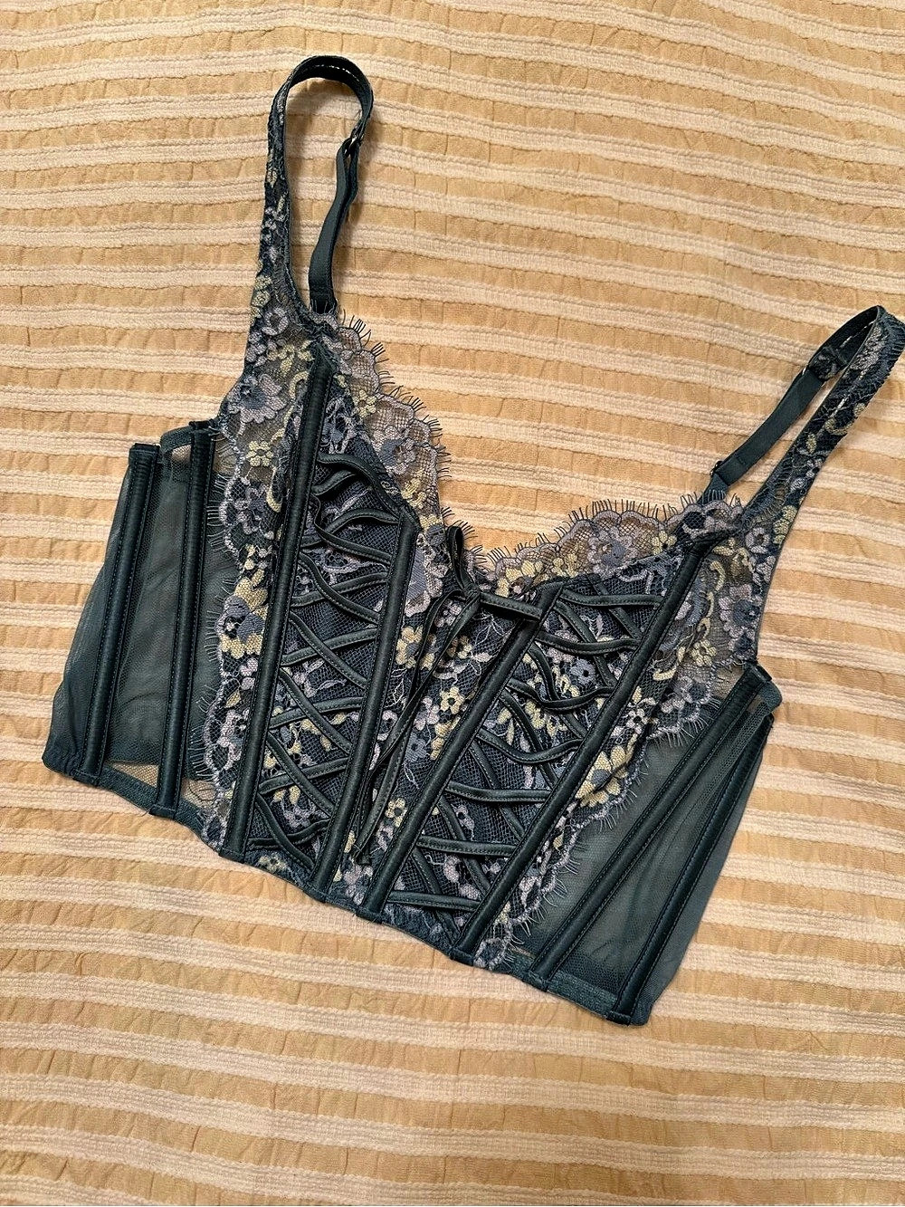 Victoria’s Secret Blue Lace Dream Angels Corset - size XS